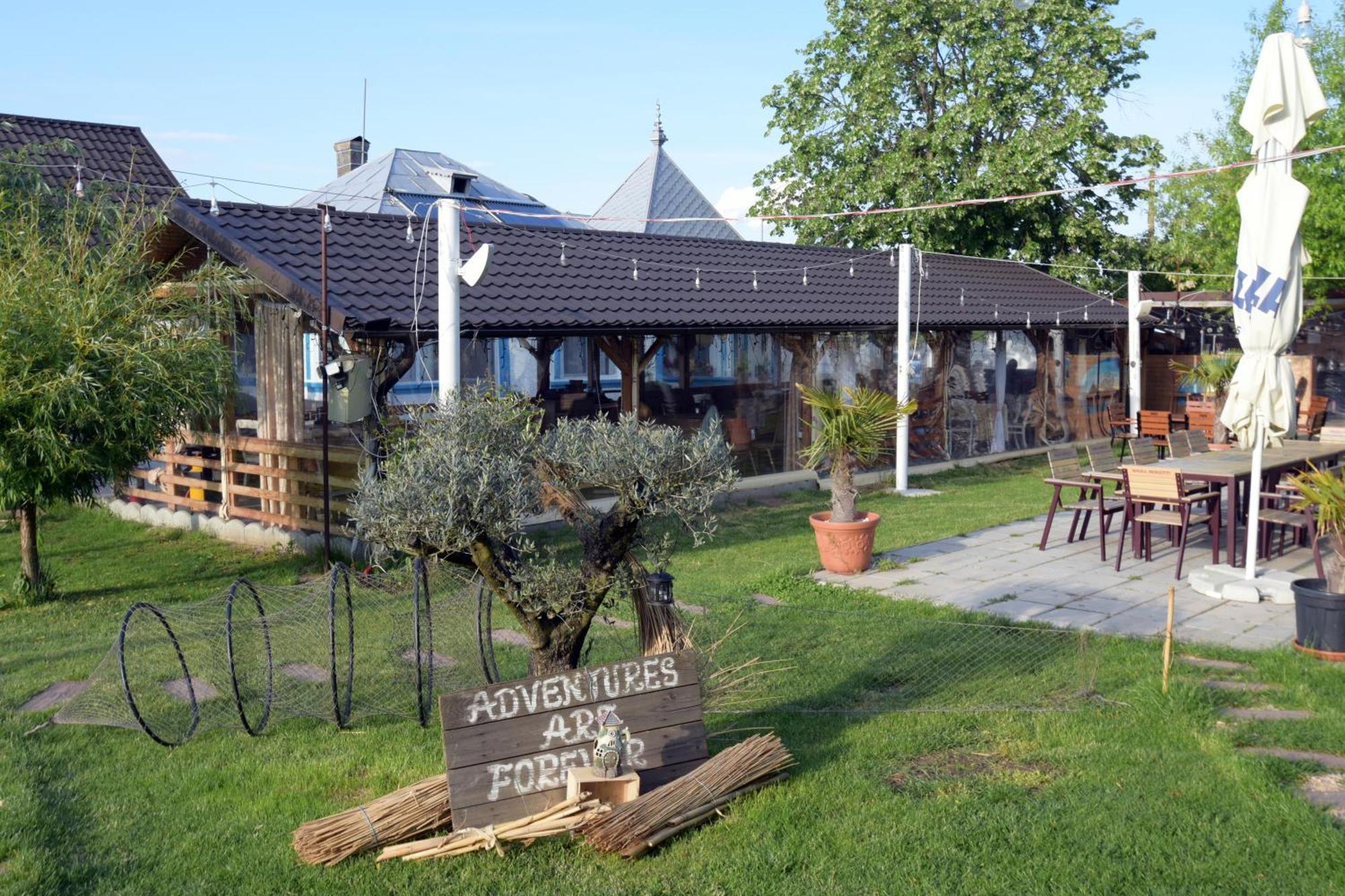 Complex Turistic Casa Anastasia Farm stay *
