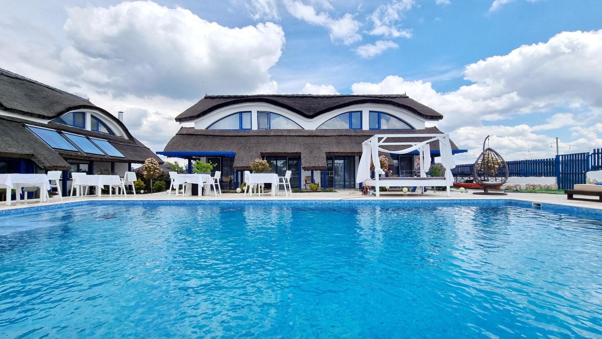 Complex Turistic Casa Anastasia Farm stay